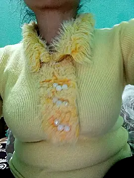 Snapshot of Lovepussyhair chatting on February 2026 02:33:01 PM Lovepussyhair online show from February 2026 02:33:01 PM