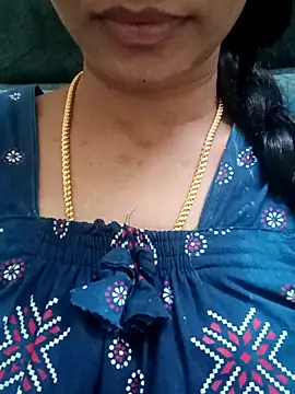 Ambika01 online show from October 2025 01:20:02 PM