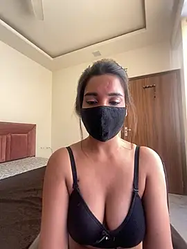 miss lina online show from December 2024 08:31:01 AM