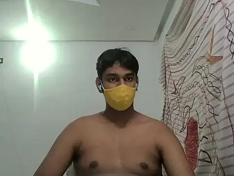 brownguy1234 online show from December 2024 12:27:01 PM