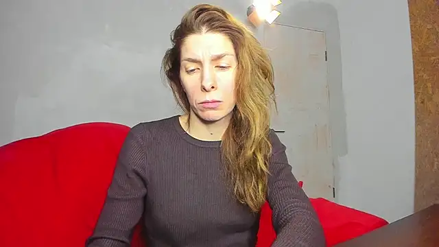 YourSuperModel online show from February 2025 01:37:01 PM