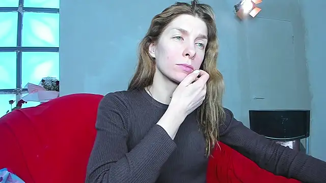 YourSuperModel online show from February 2025 11:44:02 AM