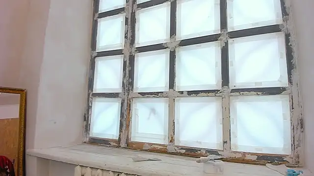 YourSuperModel online show from February 2025 11:20:02 AM