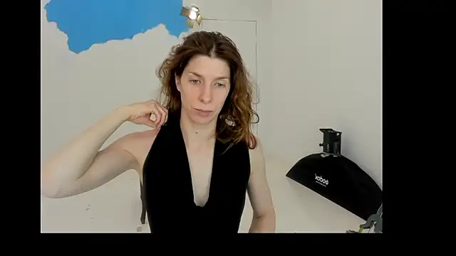 YourSuperModel online show from April 2026 07:38:02 AM