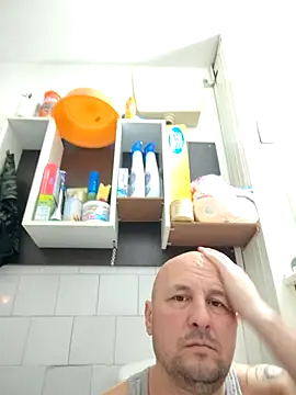 intx800 online show from April 2026 02:22:02 AM