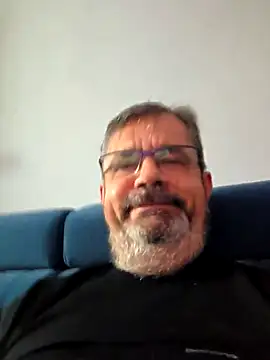 Snapshot of axecoman60 chatting on December 2025 07:14:02 AM axecoman60 online show from December 2025 07:14:02 AM