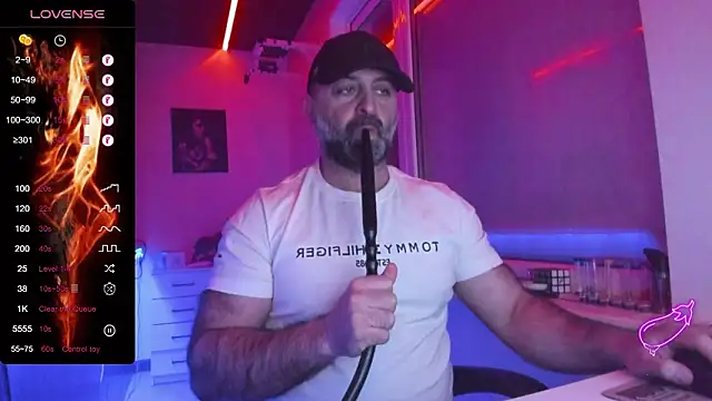 MAGABEAR077 online show from February 2026 06:38:01 PM