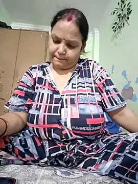 Kavya kapoor online show from October 2025 05:33:02 PM