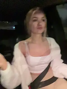 Devill Angel  online show from December 2024 08:32:01 PM