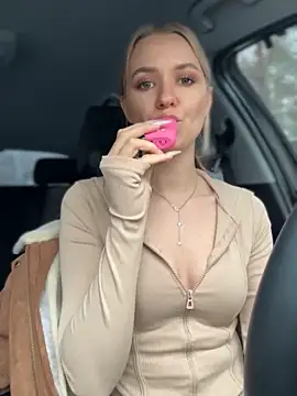 Devill Angel  online show from November 2025 10:04:02 AM