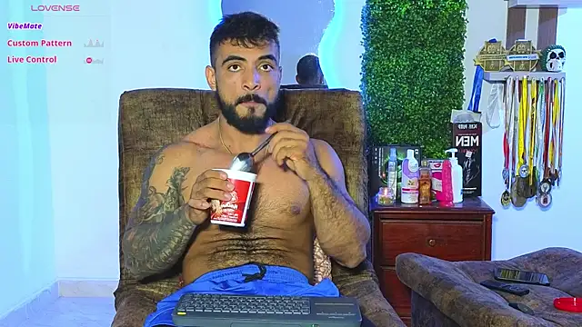 ERIC HARRISON online show from February 2025 12:19:02 AM