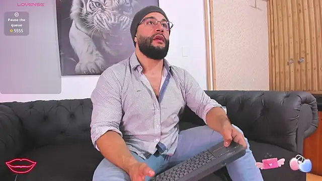 Luke  09 online show from January 2025 04:19:02 AM