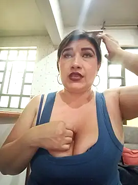 Hannahcandyy online show from November 2025 10:10:02 PM