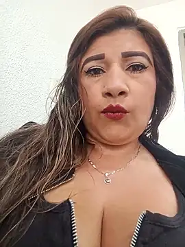 Hannahcandyy online show from June 2026 04:27:02 PM