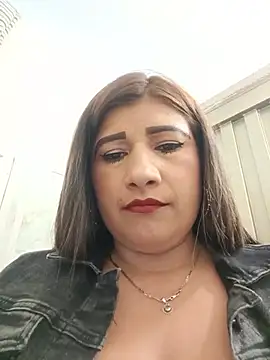 Hannahcandyy online show from June 2026 08:39:02 PM
