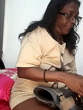 mamakarma1403 online show from September 2025 01:38:02 AM