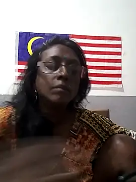 mamakarma1403 online show from October 2025 12:39:02 PM