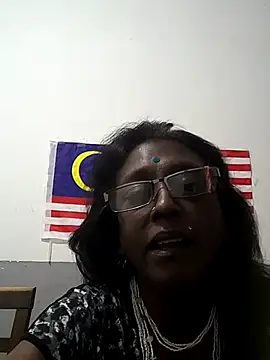 mamakarma1403 online show from November 2025 04:41:02 PM