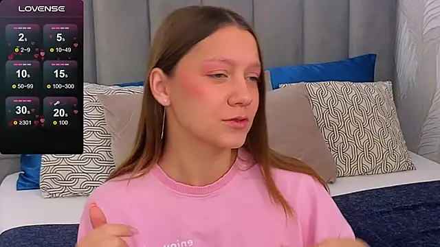 Snapshot of AliceBrayan chatting on February 2025 05:26:01 AM AliceBrayan online show from February 2025 05:26:01 AM