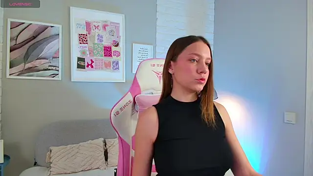 Snapshot of AliceBrayan chatting on March 2025 05:21:02 AM AliceBrayan online show from March 2025 05:21:02 AM