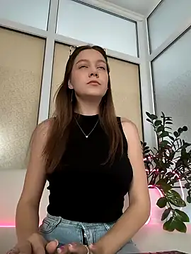 Snapshot of AliceBrayan chatting on March 2025 05:14:01 AM AliceBrayan online show from March 2025 05:14:01 AM