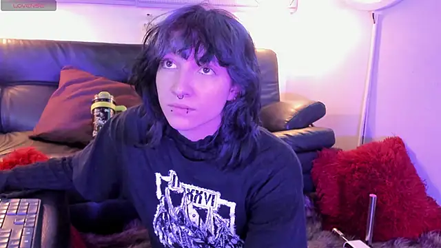 Ghosty Doll online show from March 2026 08:04:01 PM