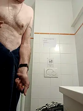 pascalino100 online show from April 2026 05:52:01 AM