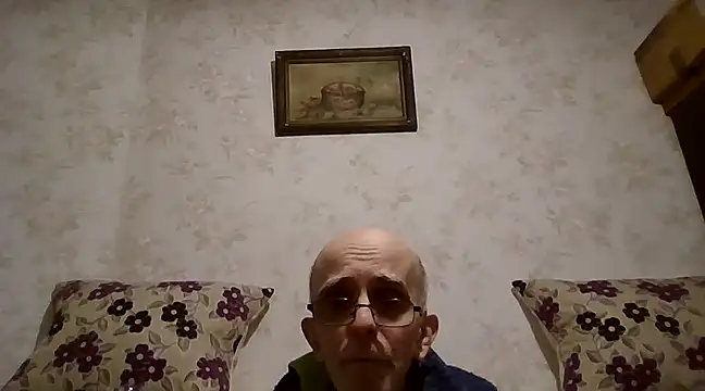 mariusica1xh online show from February 2025 08:15:01 PM