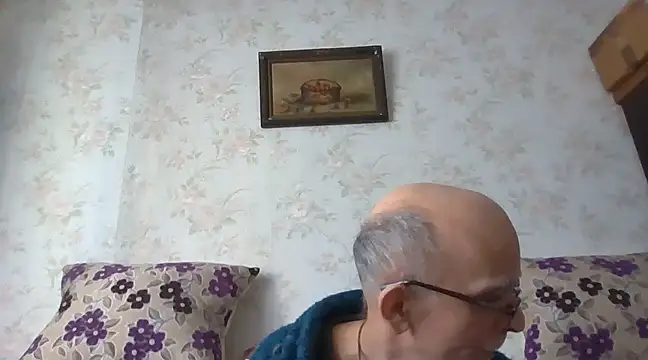 mariusica1xh online show from February 2025 01:06:01 PM