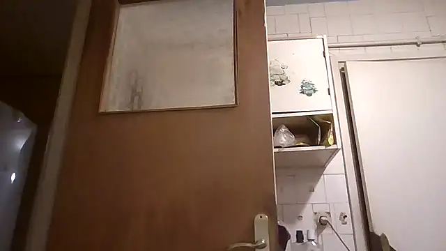 mariusica1xh online show from April 2026 10:23:02 PM