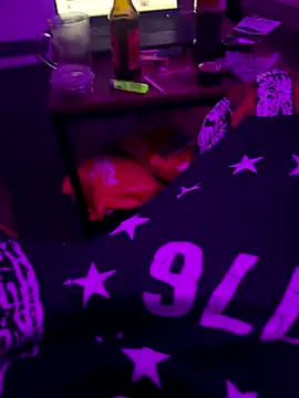 Snapshot of Rastamanzigy22 chatting on October 2025 01:39:01 AM Rastamanzigy22 online show from October 2025 01:39:01 AM