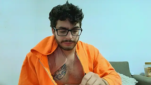 thomas gun online show from March 2026 03:44:02 AM