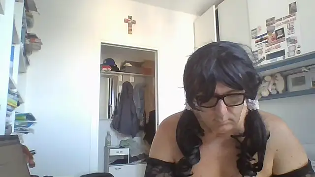 brindisiroby online show from June 2026 07:39:01 AM