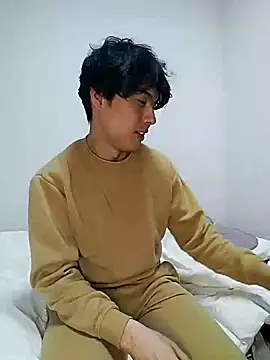 Snapshot of whitebriefboy chatting on January 2025 03:15:01 PM whitebriefboy online show from January 2025 03:15:01 PM