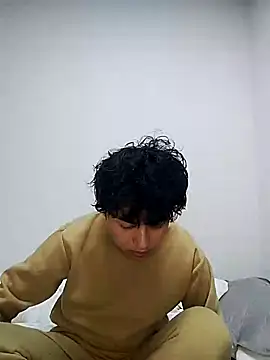 Snapshot of whitebriefboy chatting on January 2025 04:41:01 PM whitebriefboy online show from January 2025 04:41:01 PM