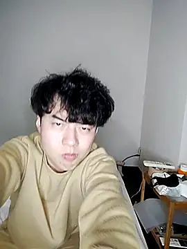 Snapshot of whitebriefboy chatting on February 2025 12:37:01 AM whitebriefboy online show from February 2025 12:37:01 AM