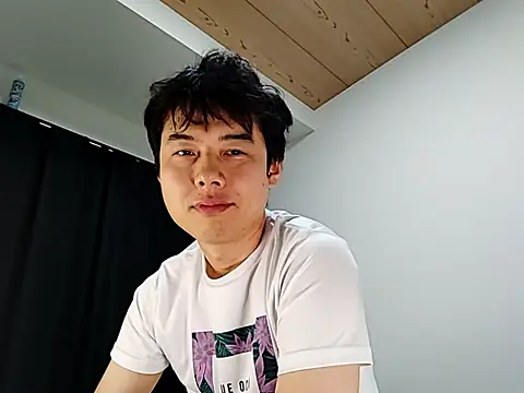 Snapshot of whitebriefboy chatting on September 2025 08:42:01 PM whitebriefboy online show from September 2025 08:42:01 PM