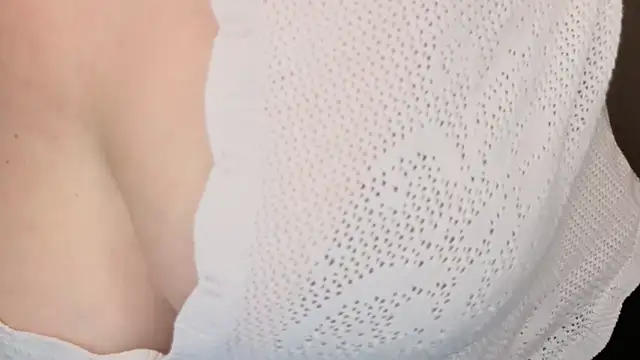 Helens love online show from October 2025 02:28:01 AM