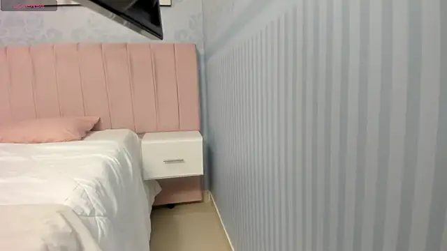 Annie Cute18  online show from March 2025 03:57:02 AM