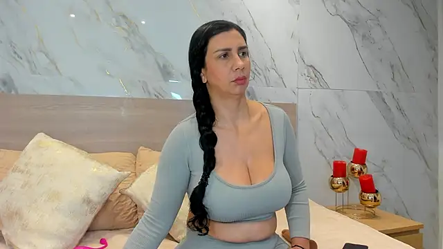 jhasly am online show from June 2026 12:05:02 PM