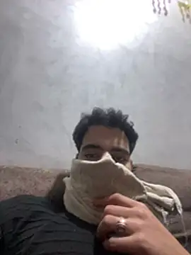 YawlingJingoist online show from February 2026 11:33:02 PM