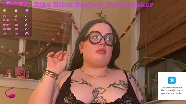 Snapshot of MissBika chatting on December 2024 07:50:02 AM MissBika online show from December 2024 07:50:02 AM