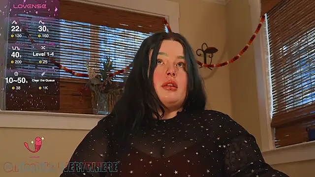 Snapshot of MissBika chatting on March 2025 10:42:01 PM MissBika online show from March 2025 10:42:01 PM