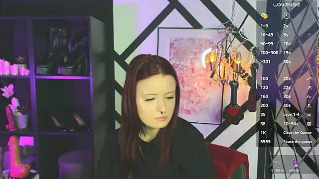 Lily Moonlight online show from April 2026 02:55:01 PM