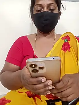 Snapshot of Renuma chatting on February 2025 03:10:02 PM Renuma online show from February 2025 03:10:02 PM