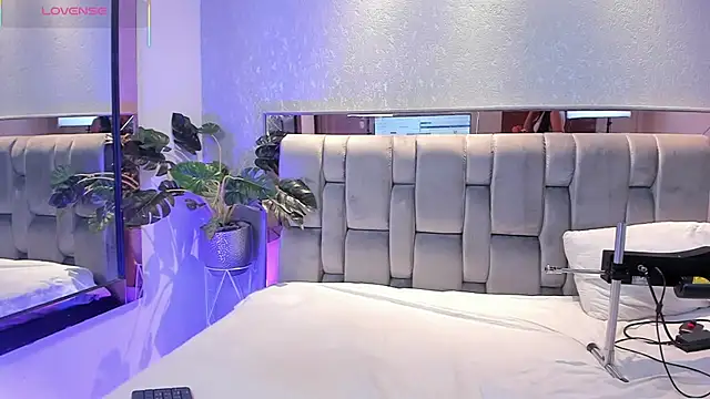 RoseTaylor   online show from December 2025 05:06:02 AM