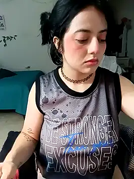 Lin-cute online show from February 2025 03:45:01 AM