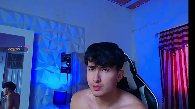 santyago taylor online show from January 2025 07:46:01 PM