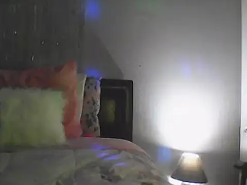 Snapshot of YourFaceMyThrone27 chatting on February 2025 01:18:02 AM YourFaceMyThrone27 online show from February 2025 01:18:02 AM