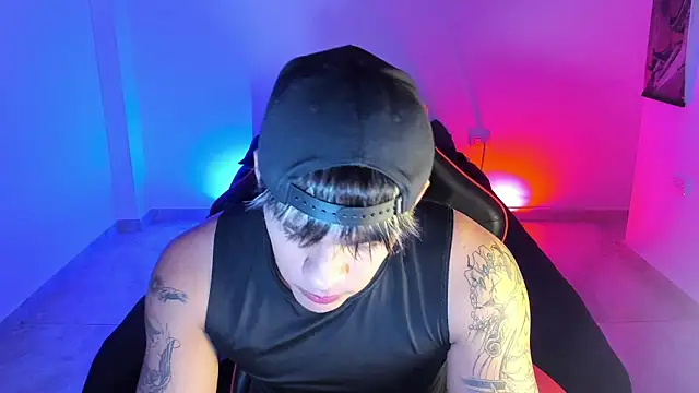 LuciferM Star online show from December 2025 02:30:01 AM